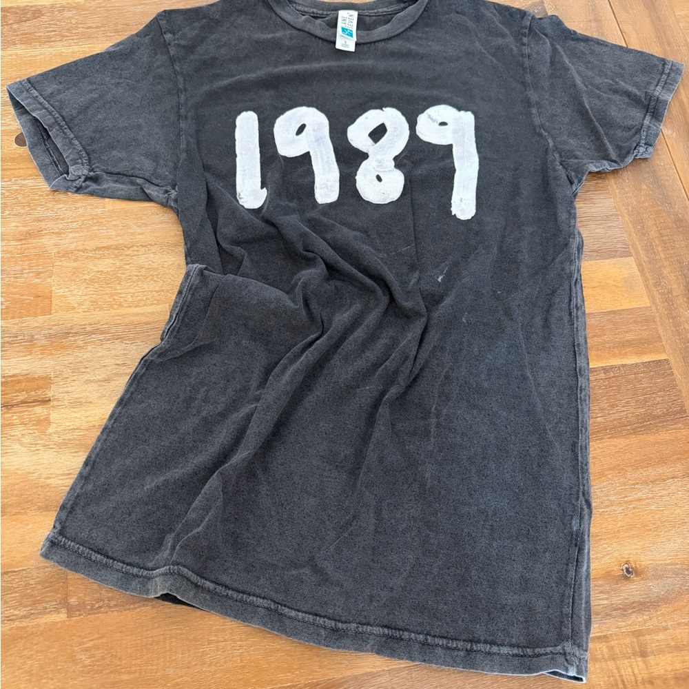 Black '1989' Graphic Kids Short Sleeve Tee